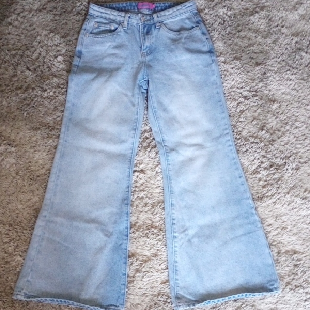 Edikted Light Wash Baggy Wide Leg Flare Jeans